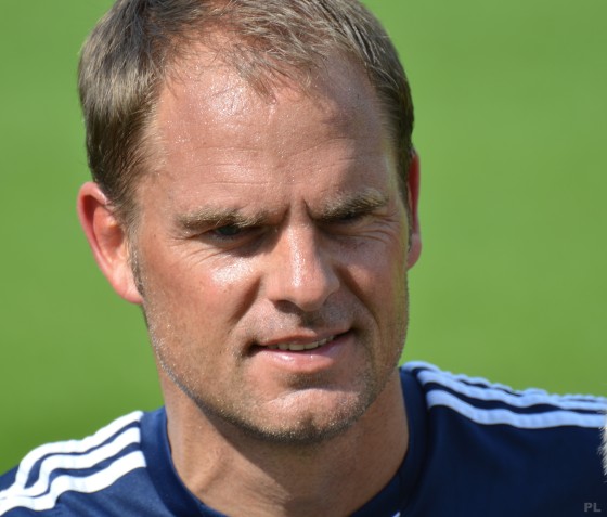 Frank de Boer sacked by Inter Milan after less than three months