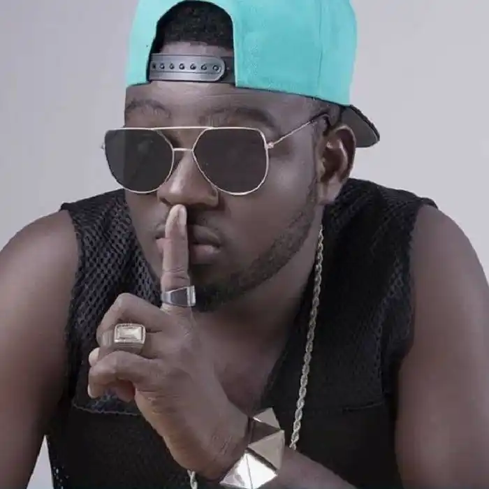 DOWNLOAD Maxfire – Segue Segue (Atalakou) mp3