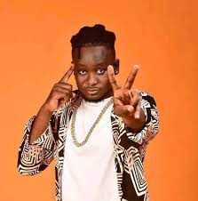 DOWNLOAD Kweysi Swat – Kakyere Nipa (Tell Man) mp3