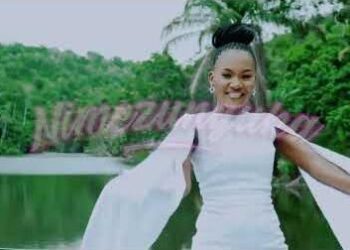 DOWNLOAD Beatrice Mwaipaja – NIMEZUNGUKA mp3