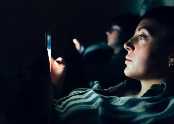 Night Routine Guide to Sleeping Better and Waking Up Productive