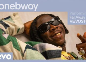 DOWNLOAD Stonebwoy – Far Away (Live Performance) mp3