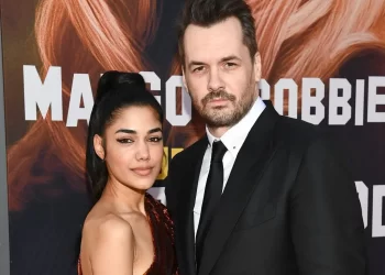 Jim Jefferies Wife And Ex Wife, Age, Son, Height, Net Worth