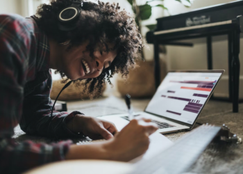 How Technology is Changing the Way We Listen to Music?