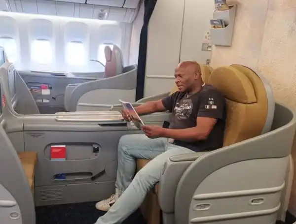 Dr Malinga dragged for flexing business class