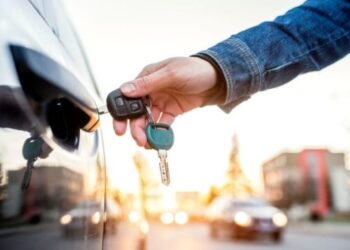 6 things to consider when buying a car online