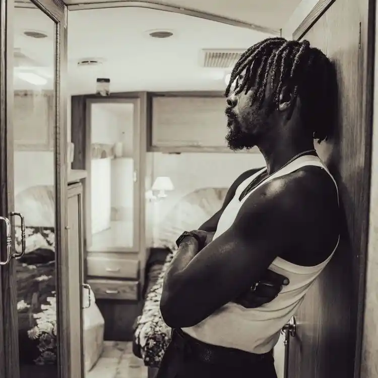 DOWNLOAD Johnny Drille – Stay mp3