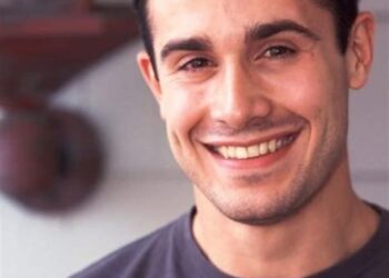 Freddie Prinze Jr. Net Worth; How Rich is Freddie Prinze Jr.?